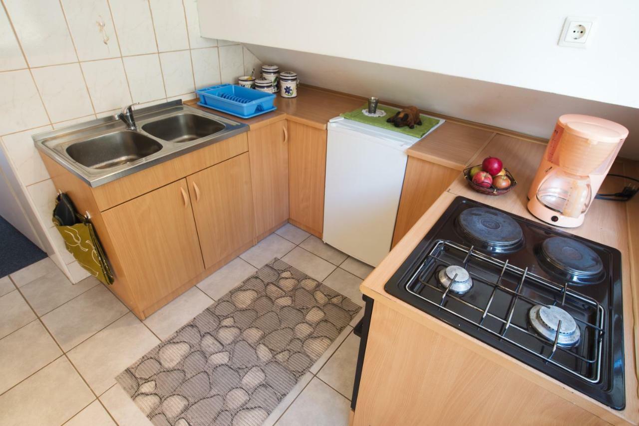 Apartment Nani Jesenice Luaran gambar